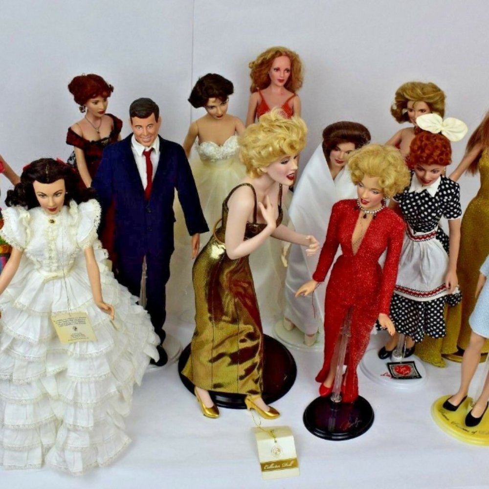 Franklin Mint Dolls Excellent Condition Marilyn Monroe, Elizabeth Lot of 13 TAGS - Picture 4 of 12